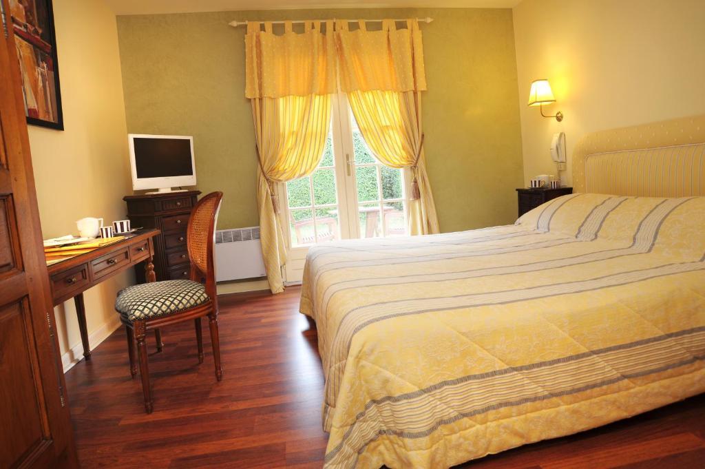 Demeure De Flore Lacabarède Habitación foto